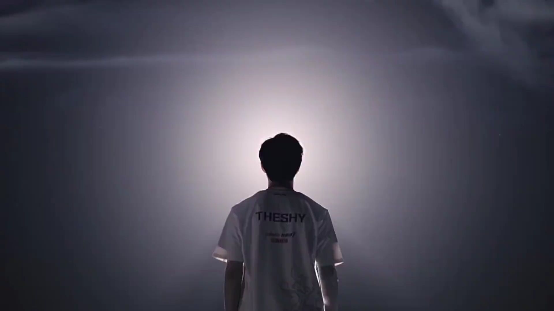 反击更谈不 反击更谈不