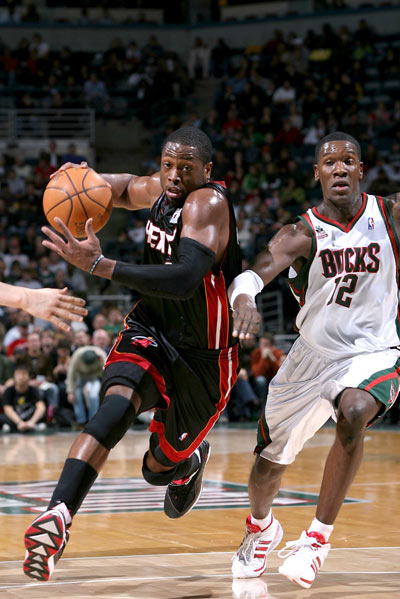 翻牌面不利 翻牌面不利